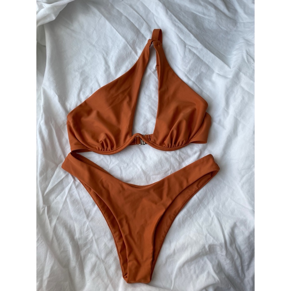 Coral/orange bikini set